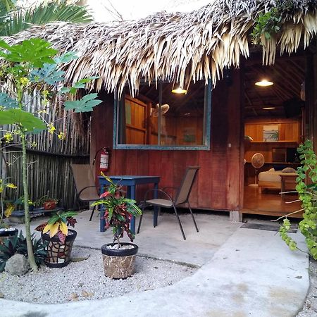 Hotel & Suites Oasis Bacalar Exteriör bild